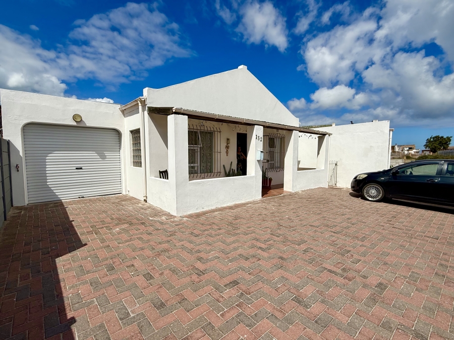 3 Bedroom Property for Sale in Langebaan North Western Cape